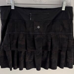 lululemon Black Camouflage Patterned Mini Tennis Skirt